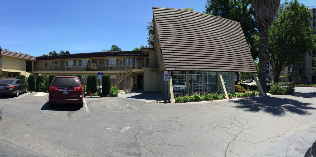Discovery Inn Modesto Dış mekan fotoğraf