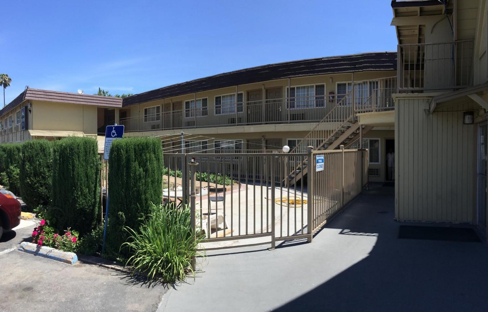Discovery Inn Modesto Dış mekan fotoğraf