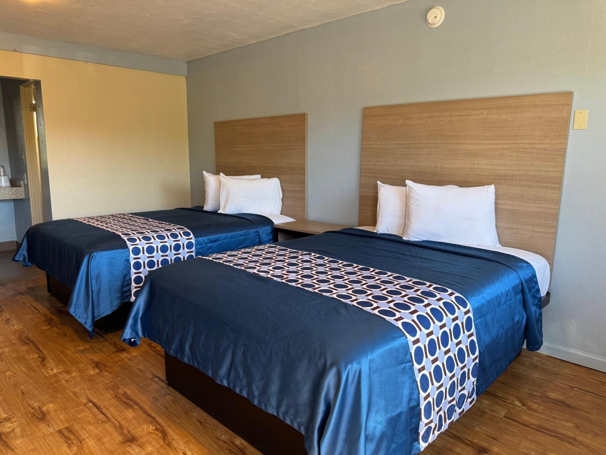Discovery Inn Modesto Dış mekan fotoğraf
